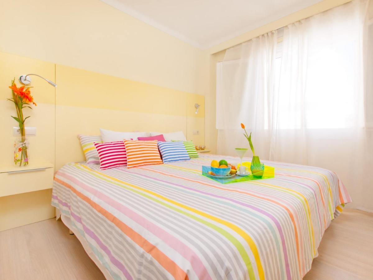 Apartment Corales De Mar, At Alcudia Beach Eksteriør billede